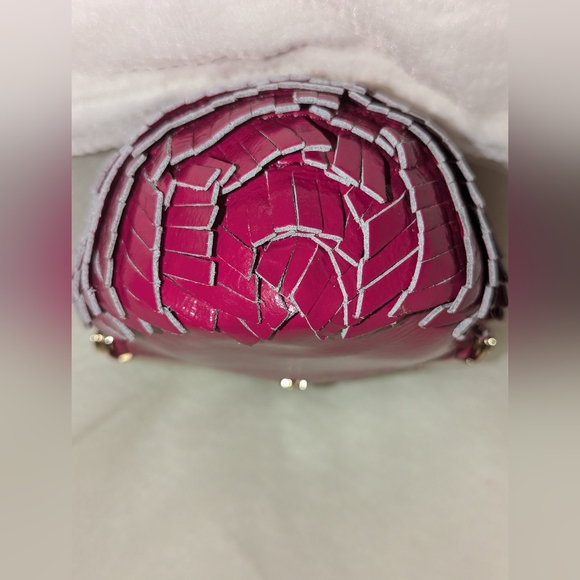 Kate Spade Patent Leather Hedgehog Coin Purse Kisslock Berry Pink With Flaw NWT - Picture 8 of 12